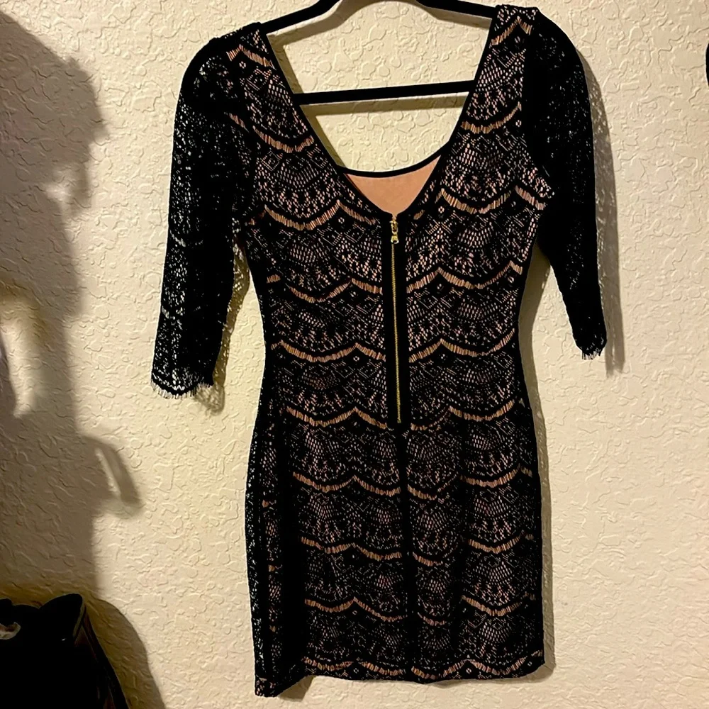 GUESS WOMANS LACE DRESS 👗 - Picture 2 of 3